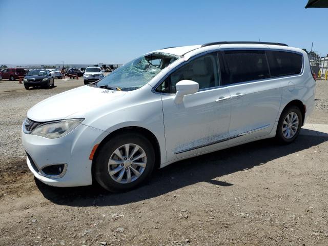  Salvage Chrysler Pacifica