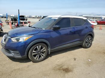  Salvage Nissan Kicks