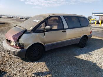  Salvage Toyota Previa