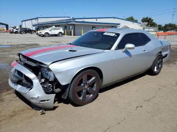  Salvage Dodge Challenger