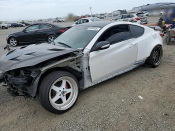  Salvage Hyundai Genesis