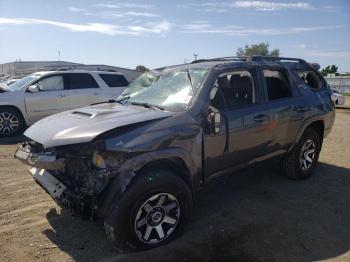  Salvage Toyota 4Runner