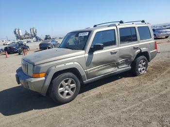  Salvage Jeep Commander