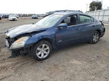  Salvage Nissan Altima