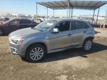  Salvage Mitsubishi Outlander