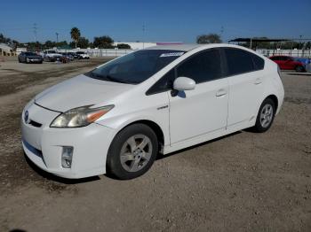  Salvage Toyota Prius