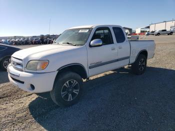  Salvage Toyota Tundra