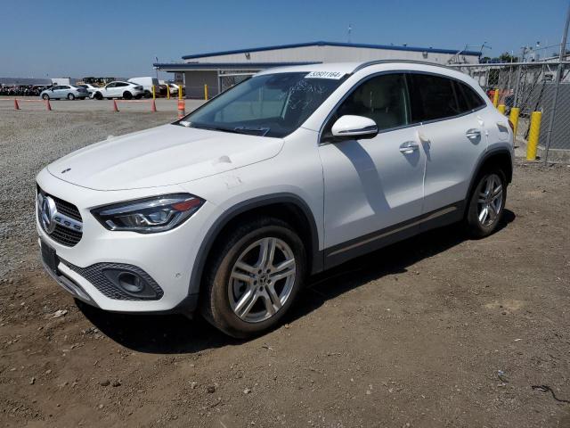  Salvage Mercedes-Benz GLA