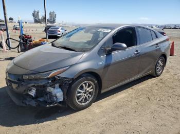  Salvage Toyota Prius