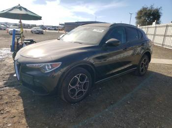  Salvage Alfa Romeo Stelvio