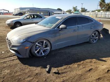  Salvage Hyundai SONATA