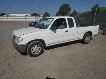  Salvage Toyota Tacoma