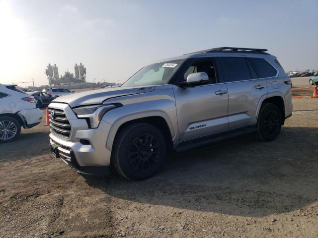  Salvage Toyota Sequoia