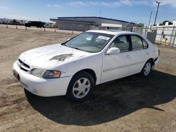  Salvage Nissan Altima