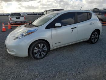  Salvage Nissan LEAF