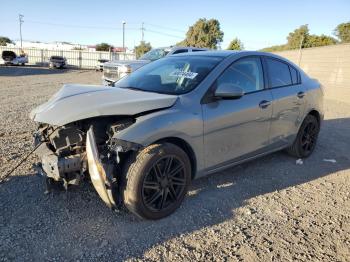  Salvage Mazda 3