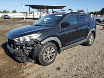  Salvage Hyundai TUCSON