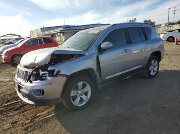  Salvage Jeep Compass