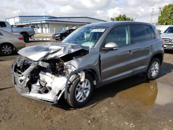  Salvage Volkswagen Tiguan