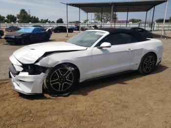  Salvage Ford Mustang