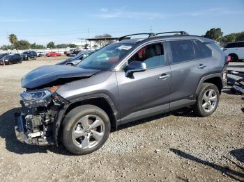  Salvage Toyota RAV4