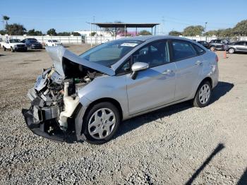  Salvage Ford Fiesta