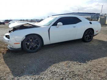  Salvage Dodge Challenger