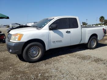  Salvage Nissan Titan