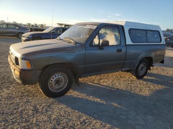  Salvage Toyota Pickup