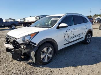  Salvage Kia Niro