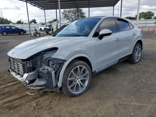  Salvage Porsche Cayenne