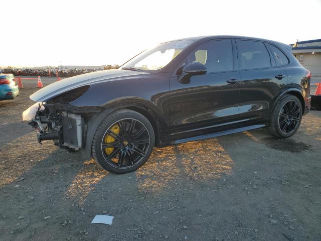  Salvage Porsche Cayenne