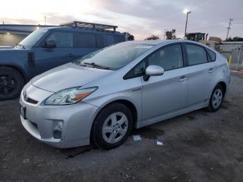  Salvage Toyota Prius