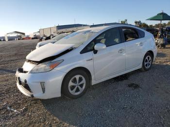  Salvage Toyota Prius