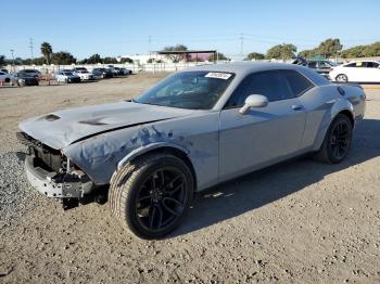  Salvage Dodge Challenger