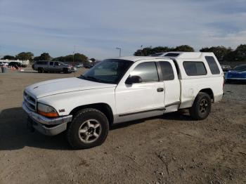  Salvage Dodge Dakota