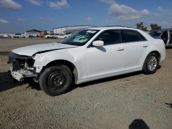  Salvage Chrysler 300