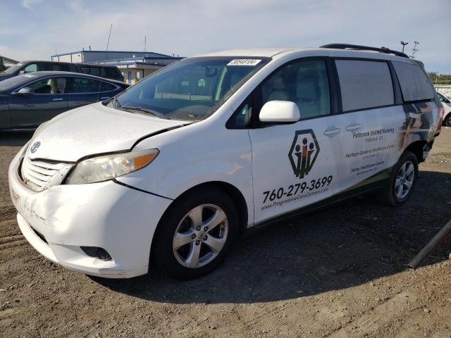  Salvage Toyota Sienna