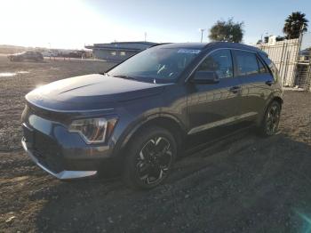  Salvage Kia Niro