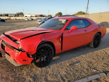  Salvage Dodge Challenger