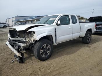  Salvage Toyota Tacoma