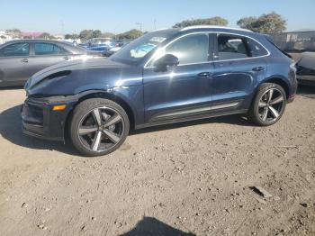  Salvage Porsche Macan