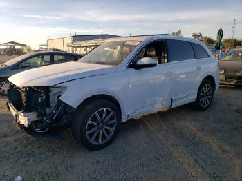  Salvage Audi Q7