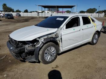  Salvage Volkswagen Jetta