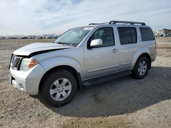  Salvage Nissan Pathfinder