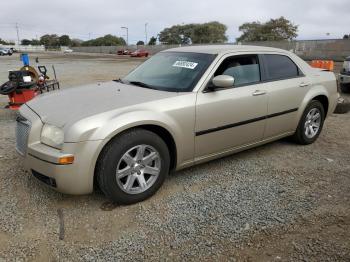  Salvage Chrysler 300