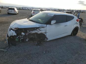  Salvage Hyundai VELOSTER