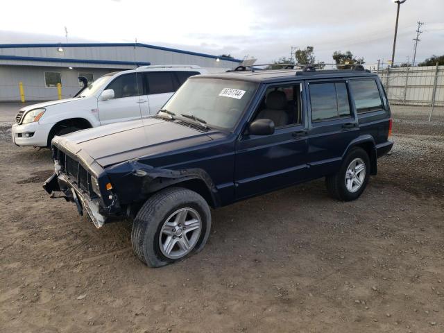  Salvage Jeep Cherokee