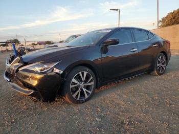  Salvage Nissan Maxima