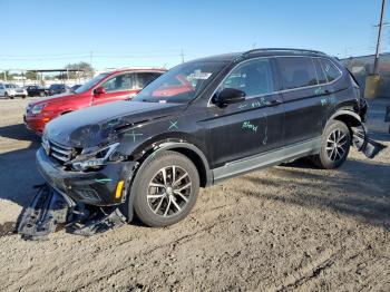  Salvage Volkswagen Tiguan